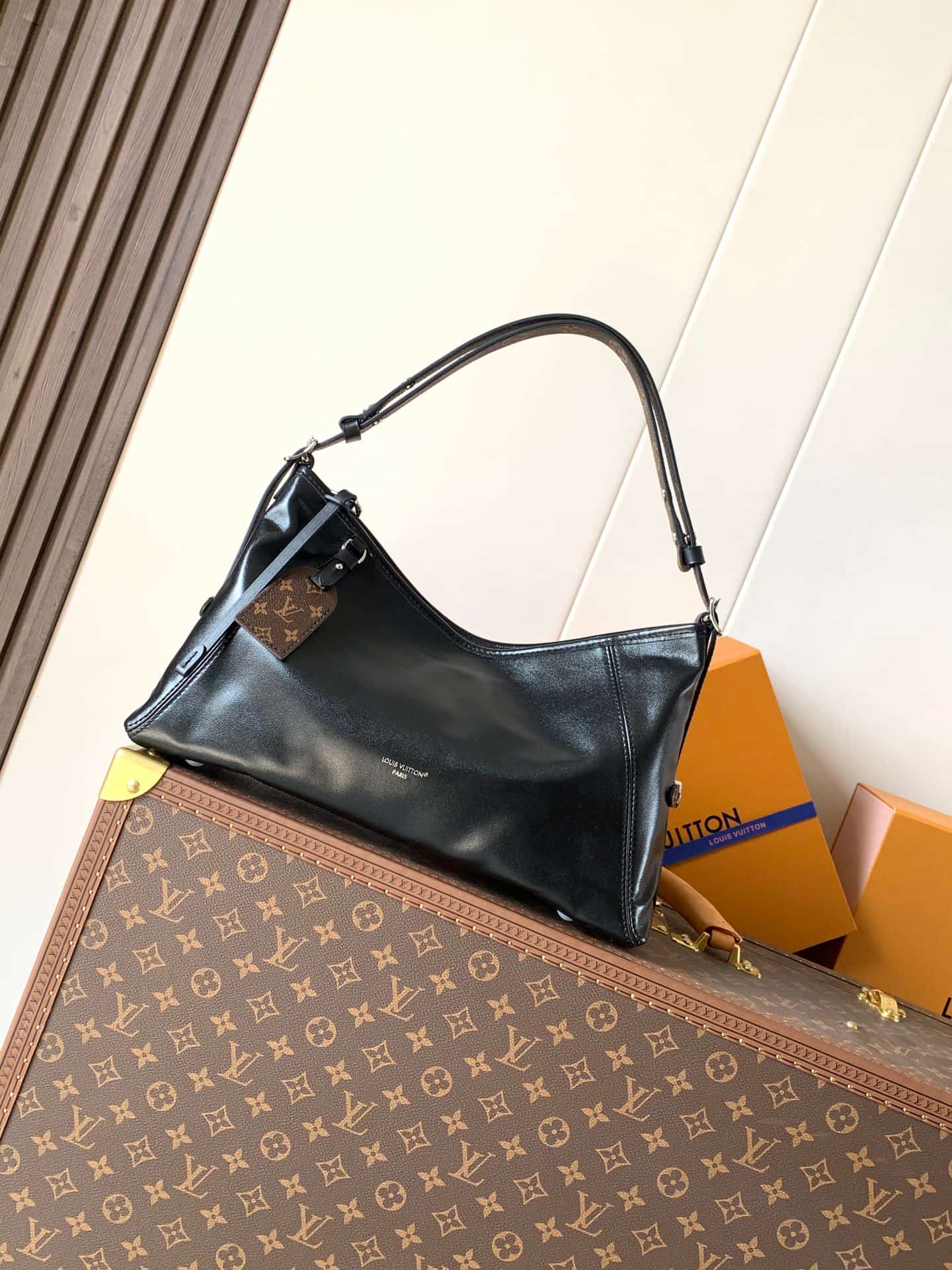 Louis Vuitton CarryAll East West LV Vibe Black M28160 High