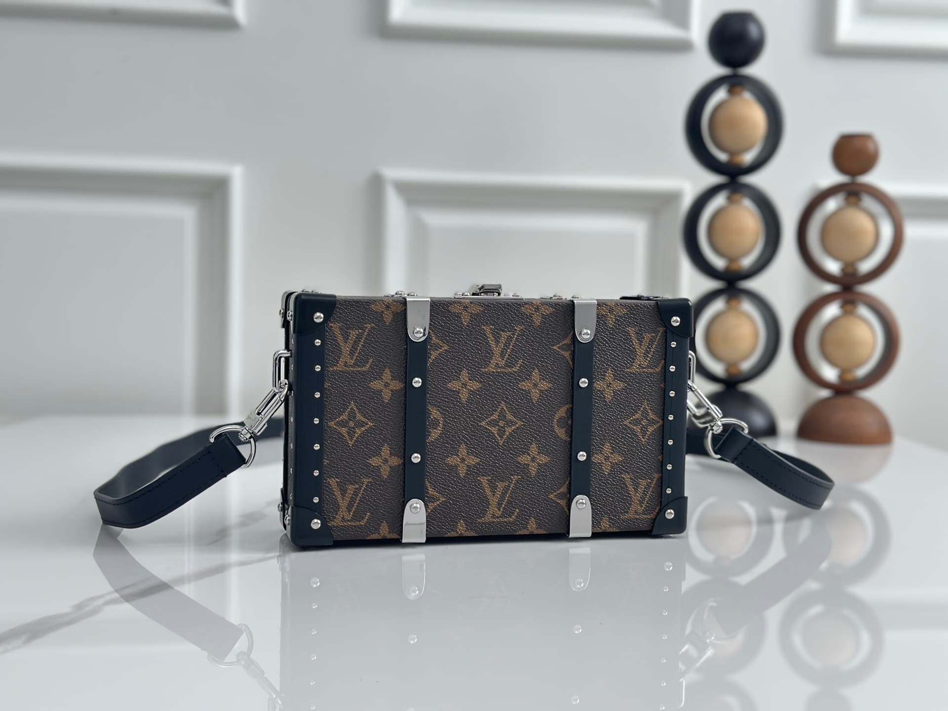Louis Vuitton Neo Wallet Trunk Monogram coated canvas M20953 High