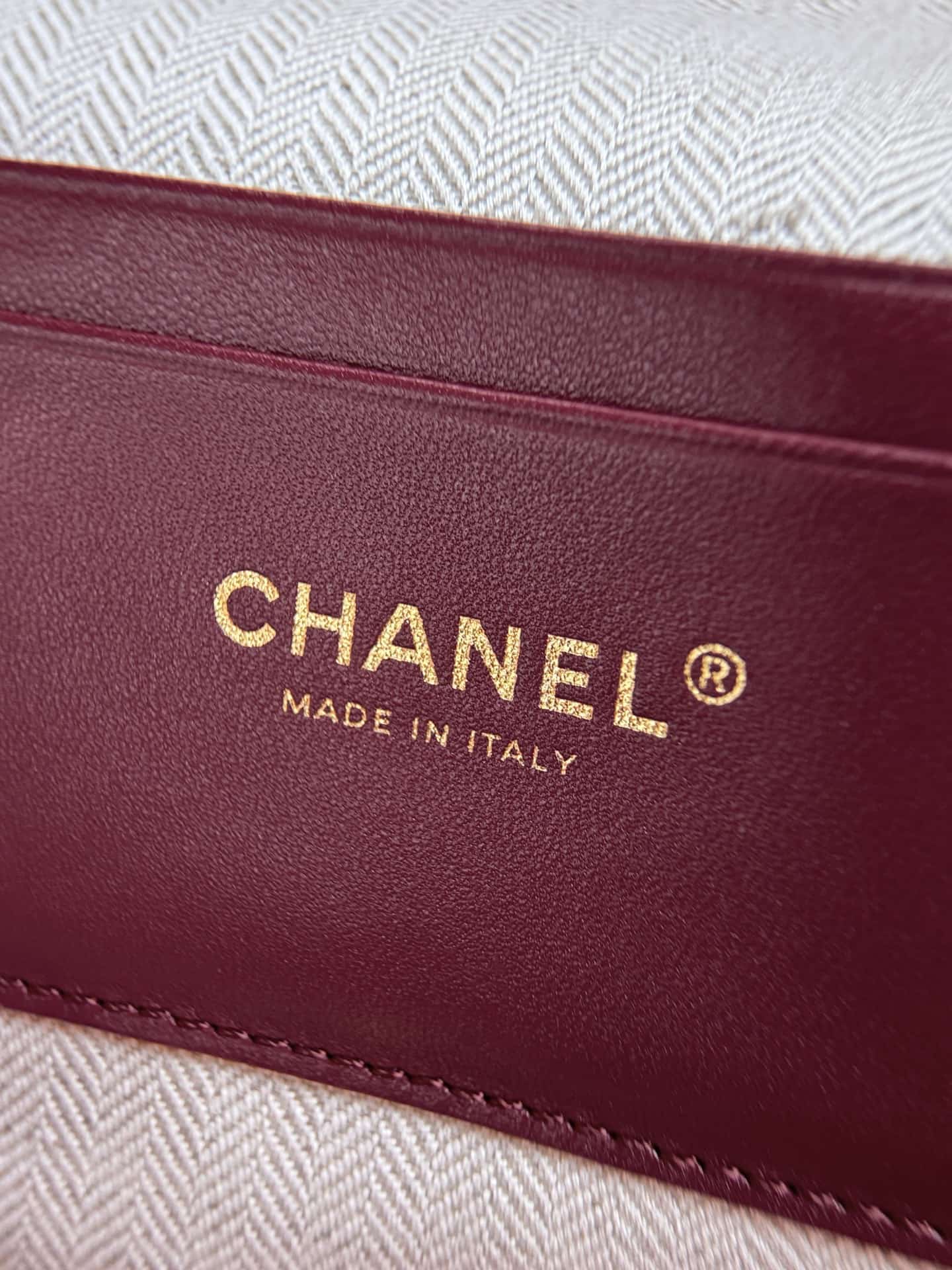 Chanel Vanity with chain Grained Calfskin & Gold-Tone Metal Pink AS6473 A