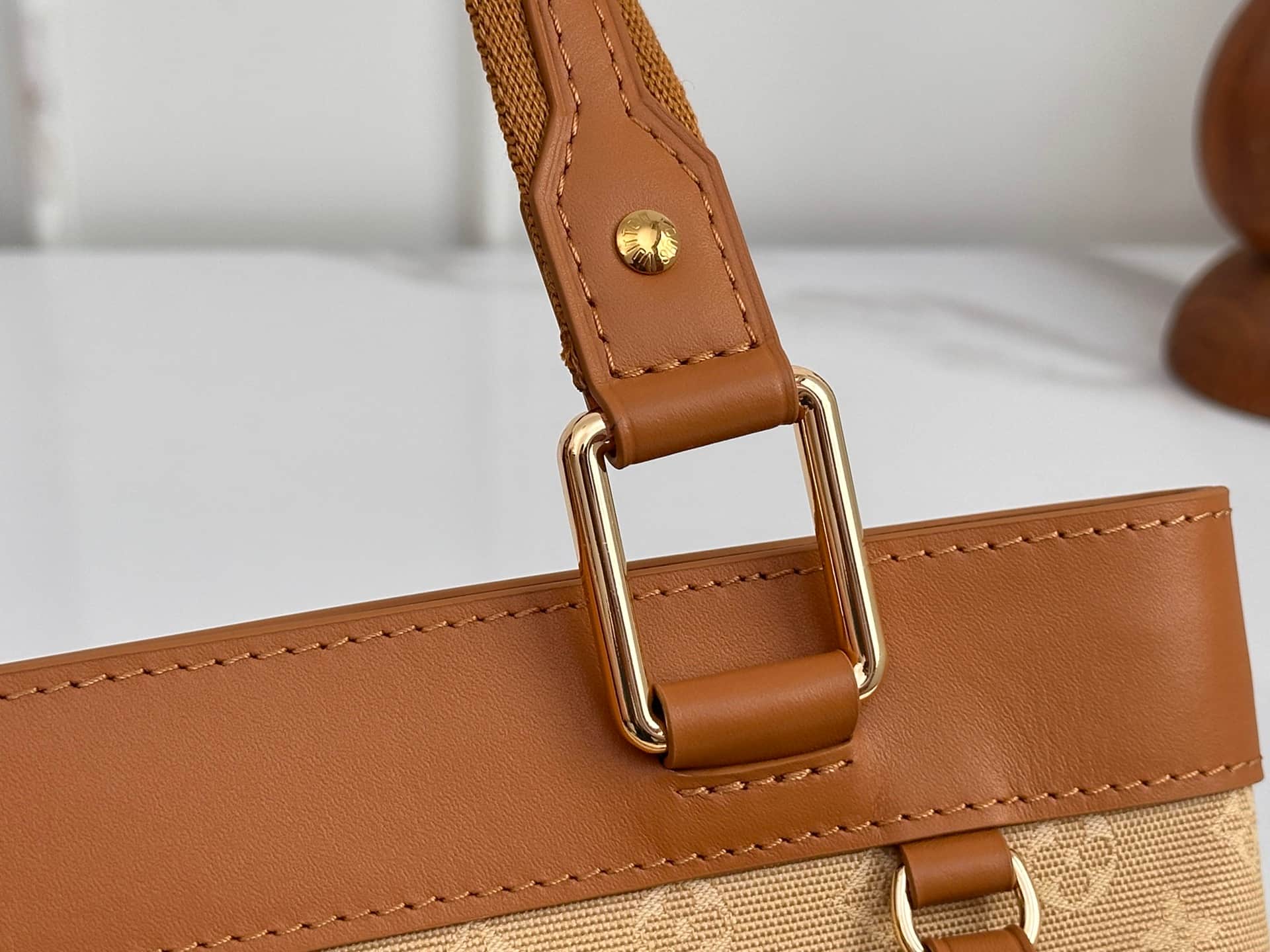 Louis Vuitton Monogram Lin Lucille shoulder bag M92684 High