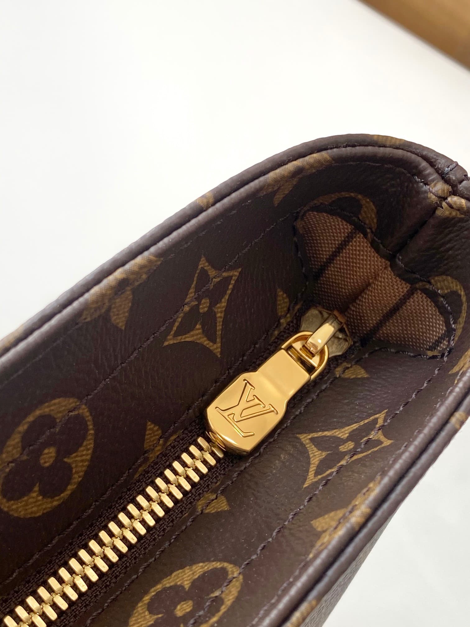 Louis Vuitton Piano handbag Coated canvas M12095 High