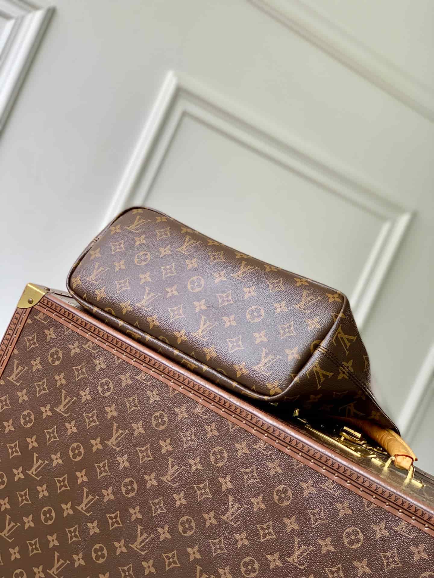Louis Vuitton  Neverfull Bandoulière Inside Out MM Monogram Sand Cowhide Leather M28407 High