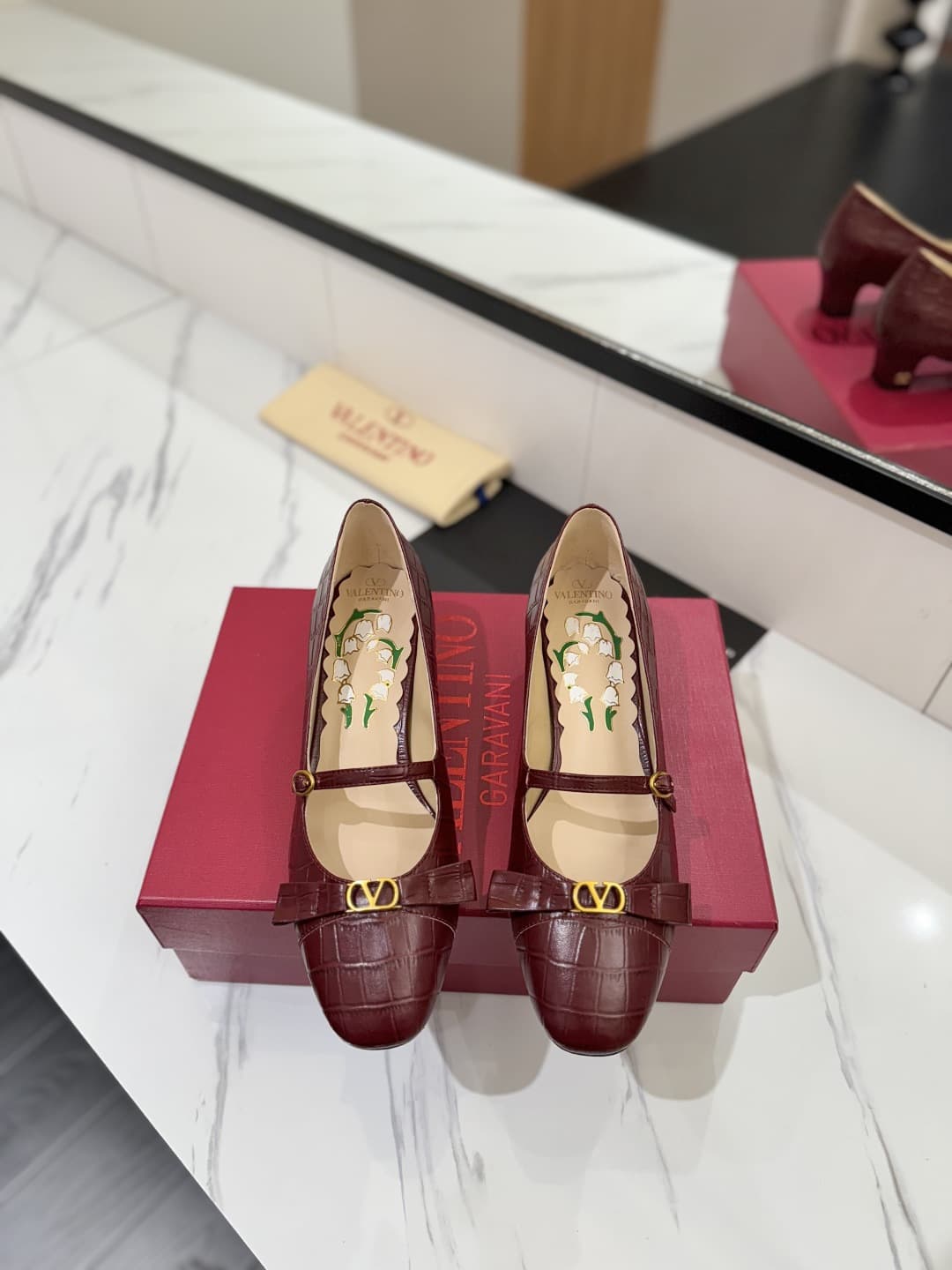Valentino Garavani Bowow Pump Shoes Women