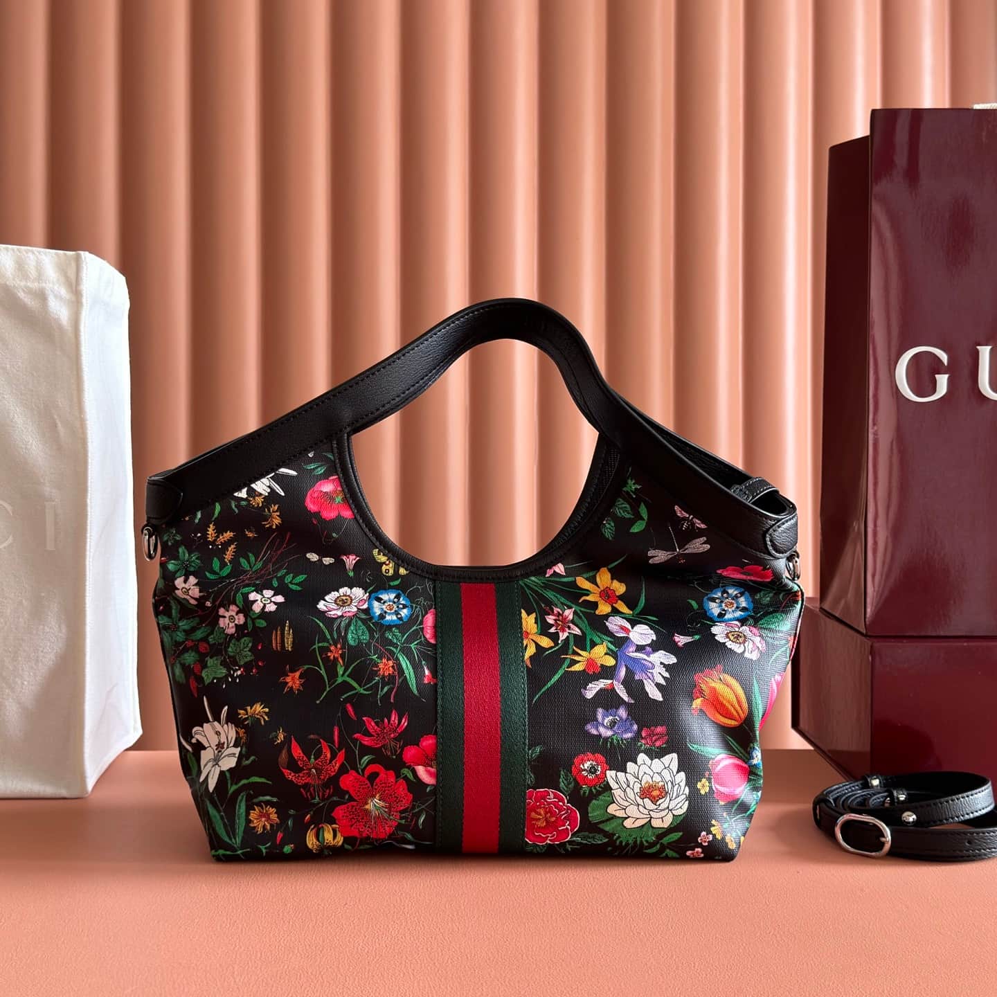 Gucci Giglio Flora tote bag black and multicolor net 860845  High
