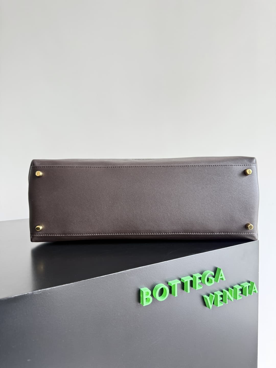 BV Ciao Ciao Large Top handle bag in silky calf leather TOP