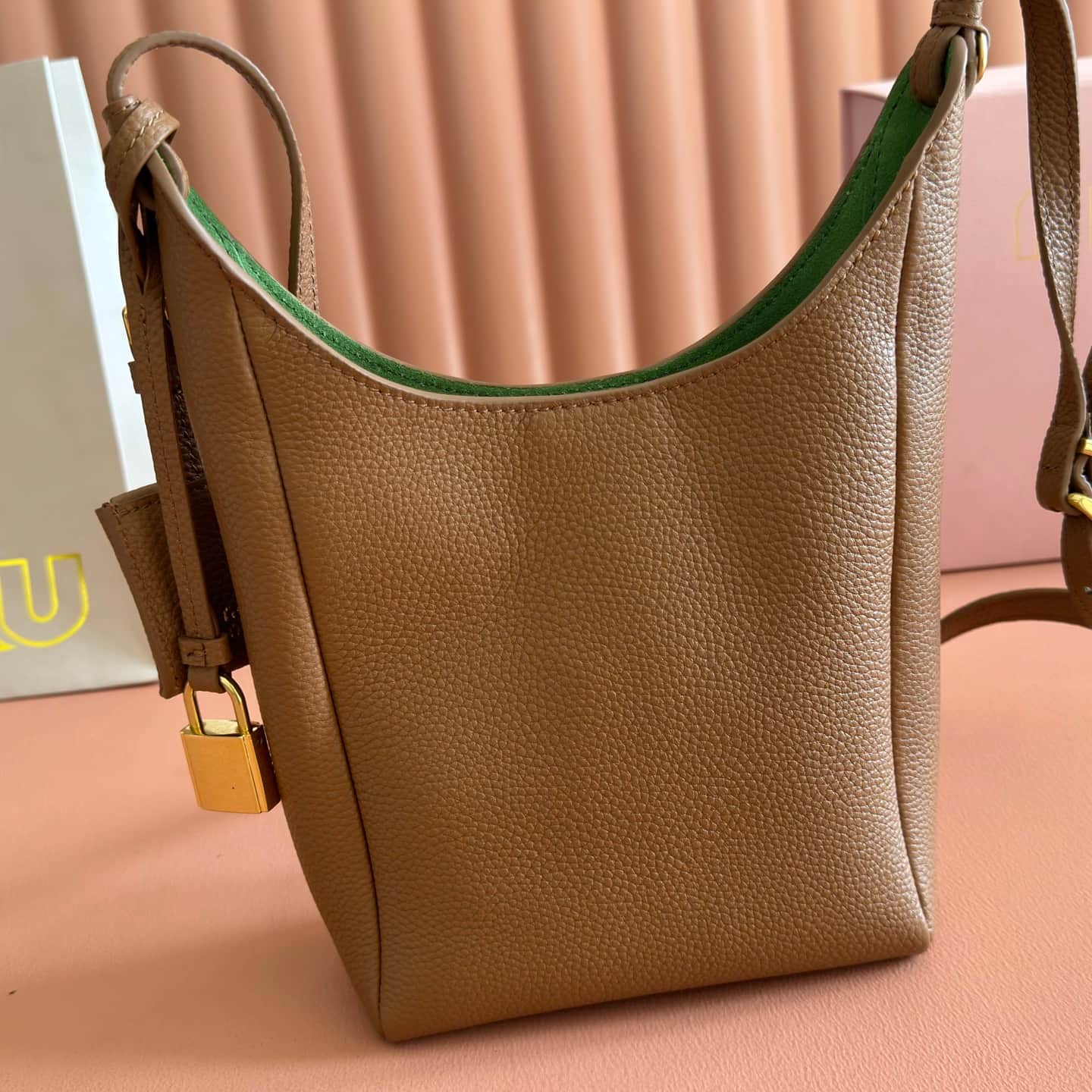 Miu Miu brown leather bucket crossbody bag 5be098 TOP