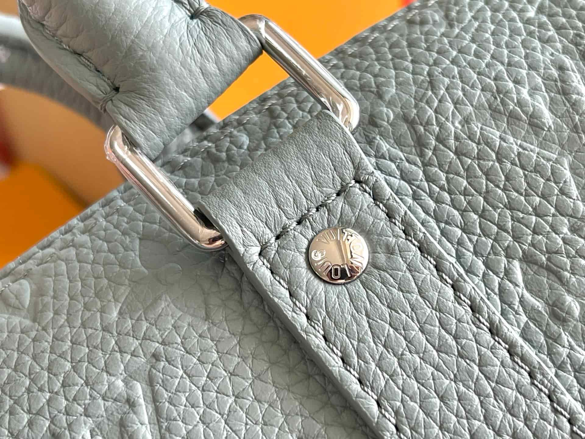 Louis Vuitton Keepall Bandoulière 25 Misty Lake Green M13866 TOP