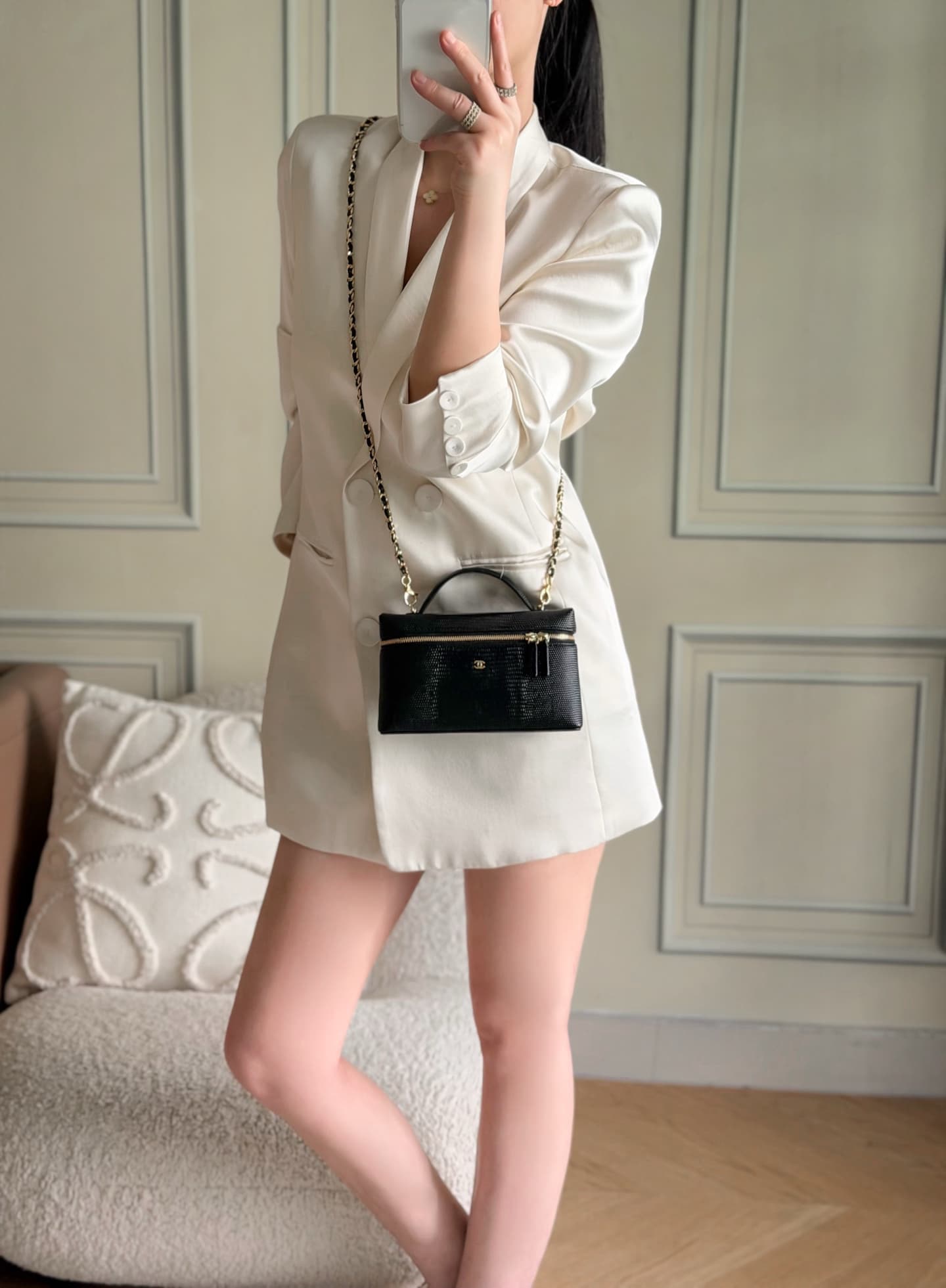 Chanel Small Vanity with chain Lizard Embossed Calfskin & Gold-Tone Metal Black AS5346 A