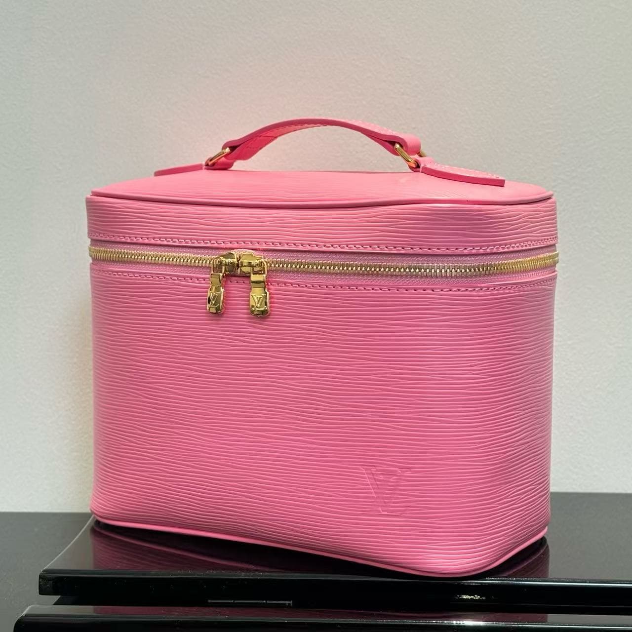 Louis Vuitton Nice BB Epi grained leather Monogram M25856 Bliss Pink High