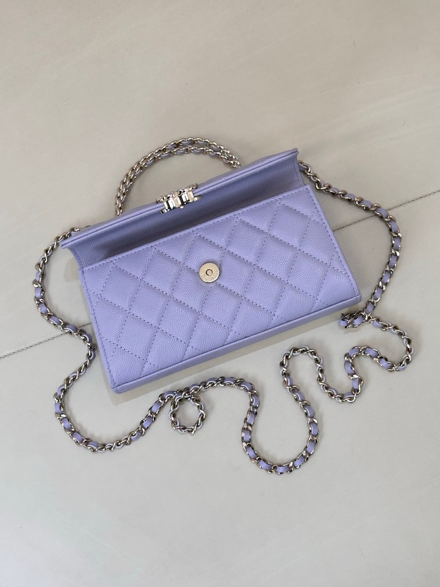 Chanel Clutch with chain Grained Calfskin&Gold-Tone Metal Purple AP3238 TOP