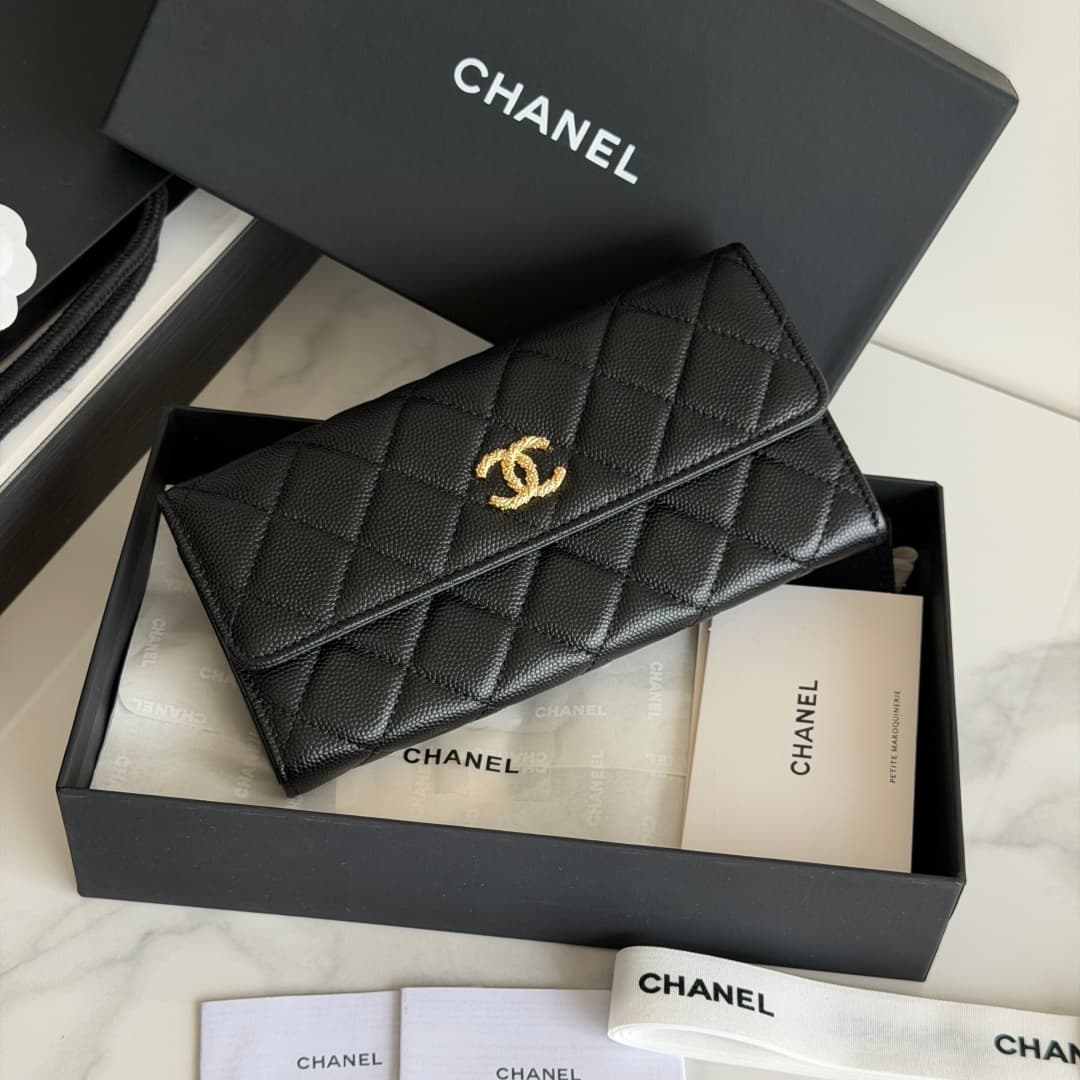 Chanel Wallet Shiny Grained Calfskin Strass & Gold-Tone Metal Black AP5076 High