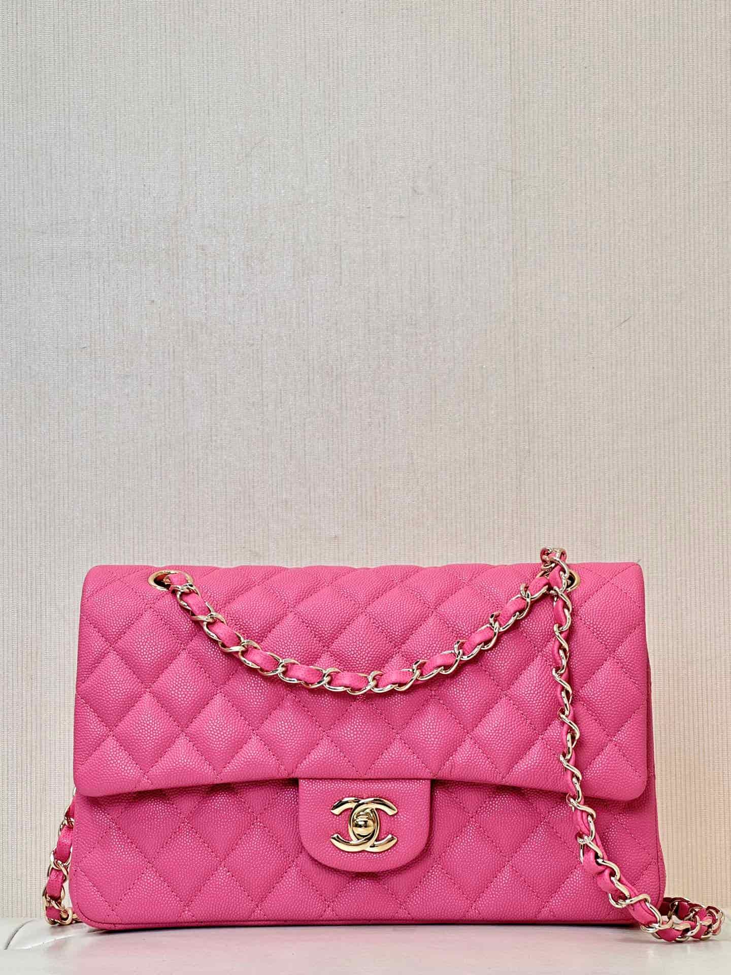 Chanel Medium CLASSIC HANDBAG Grained  Calfskin & Gold-Tone Metal Peach TOP