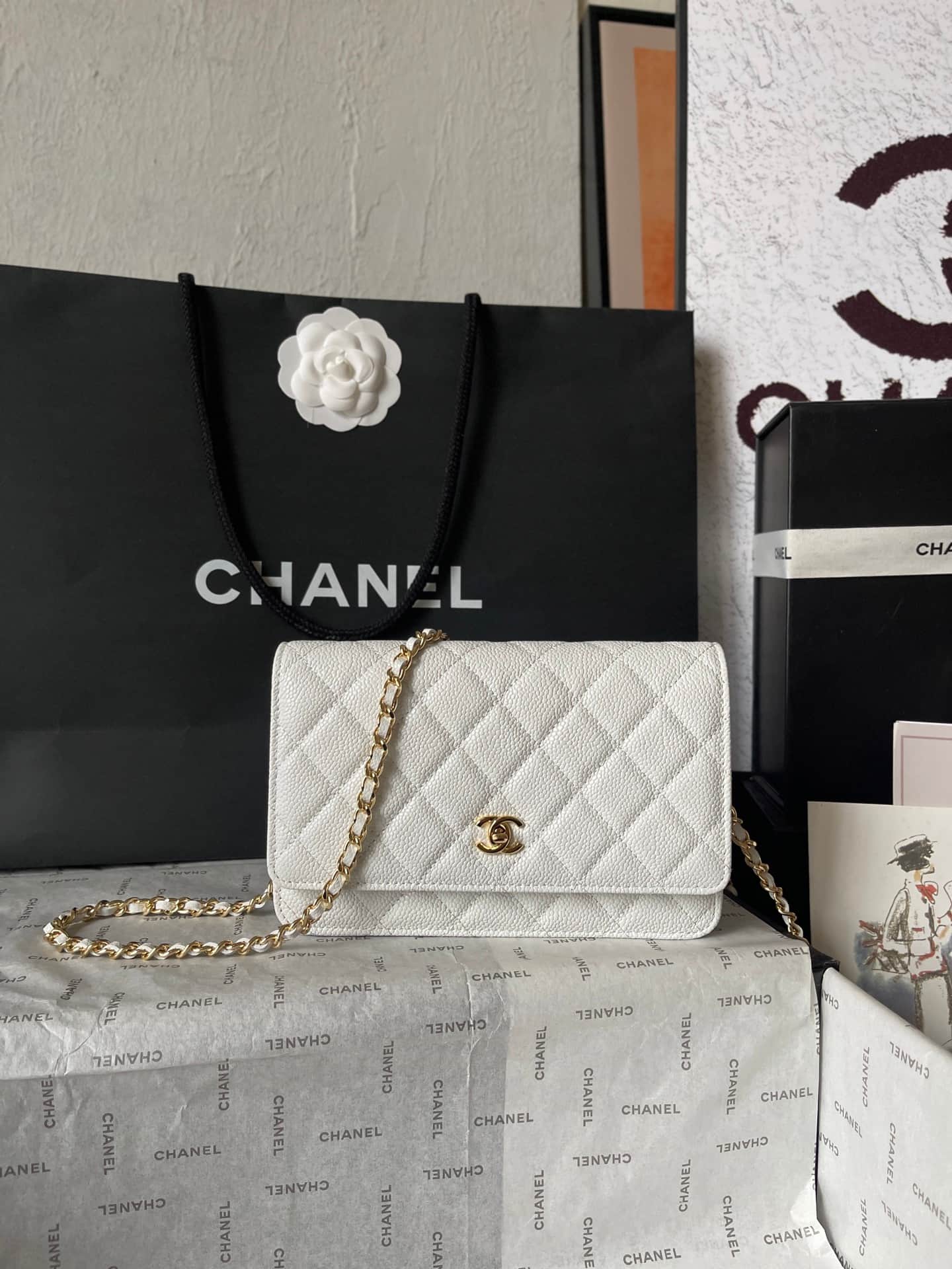Chanel Classic Wallet on Chain Grained Shiny Calfskin & Gold-Tone Metal AP4241 White A