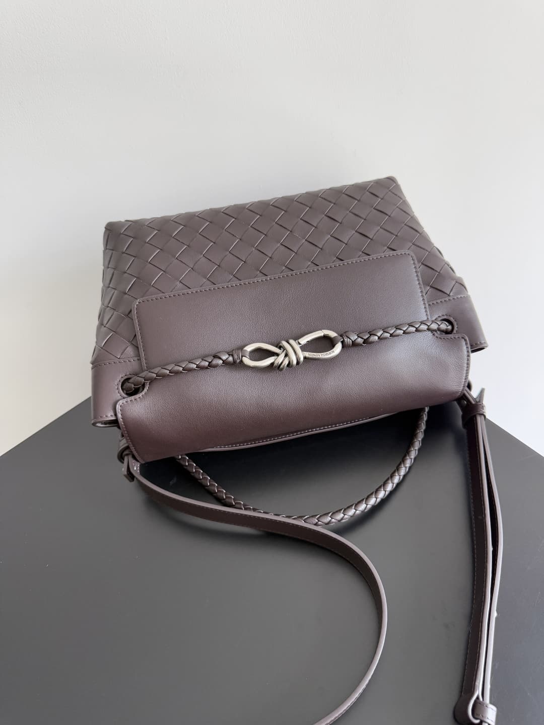 Small Andiamo Messenger Top