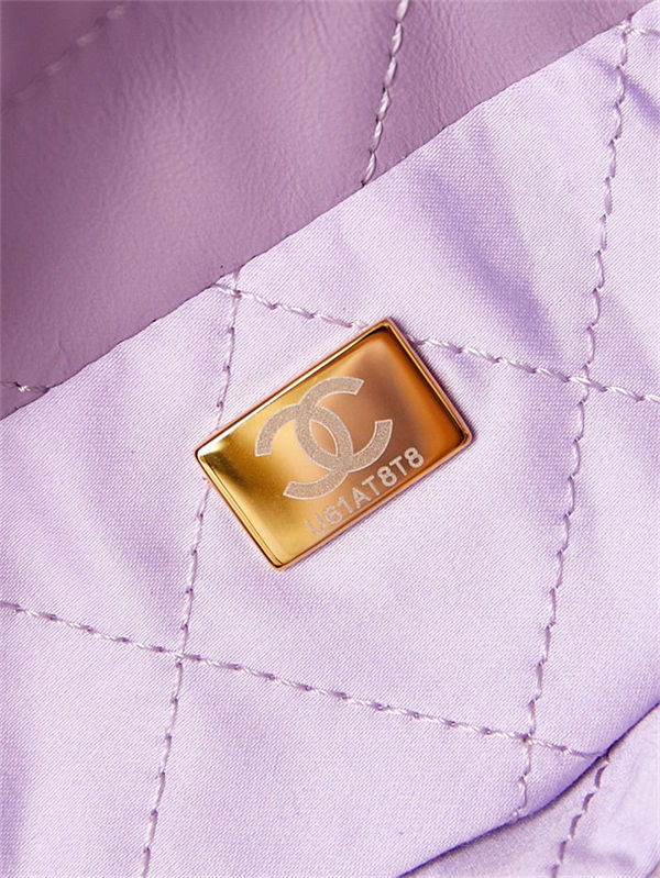 Chanel 22 MINI HANDBAG Shiny Calfskin Purple & Gold-Tone Metal AS3980 A