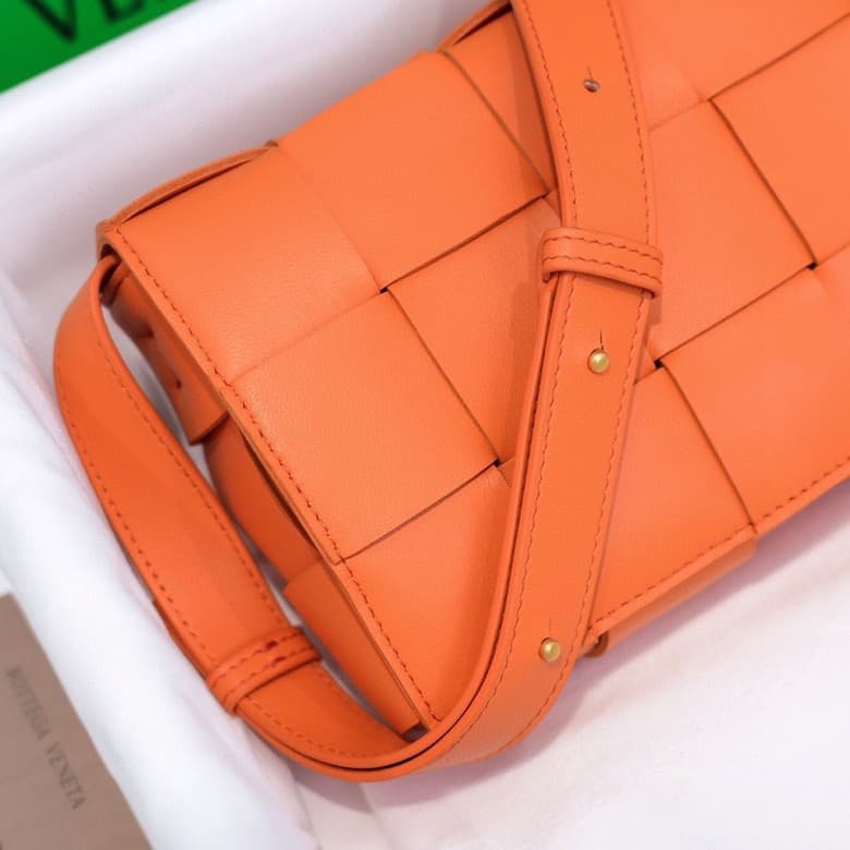 BV CASSETTE BAG Lambskin High