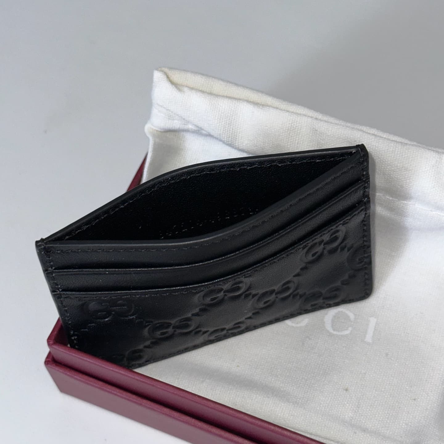 Gucci GG Emblem card case Black 847204 High