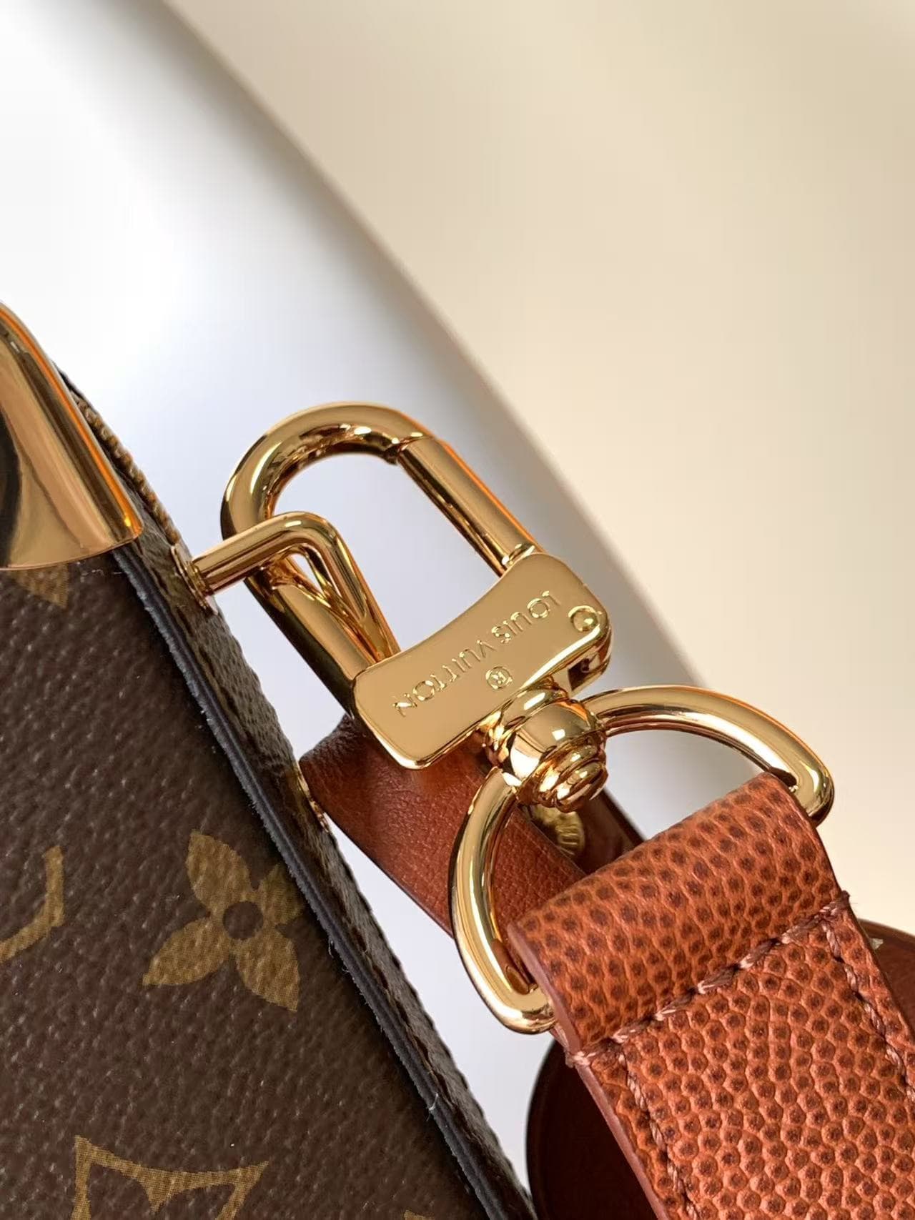 Louis Vuitton LVXNBA HANDLE TRUNK Monogram coated canvas M45785 High