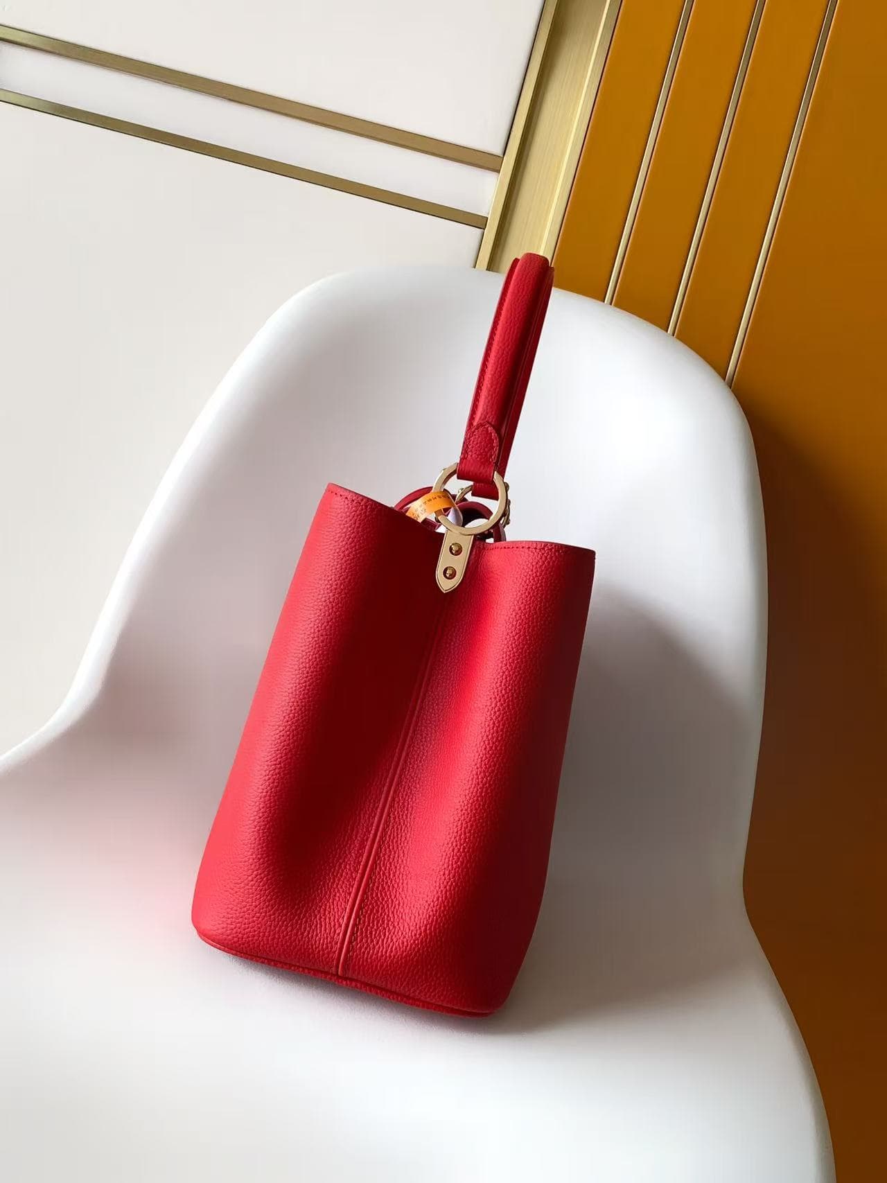 Louis Vuitton Capucines Souple Grain Taurillon Leather Red M26267 TOP