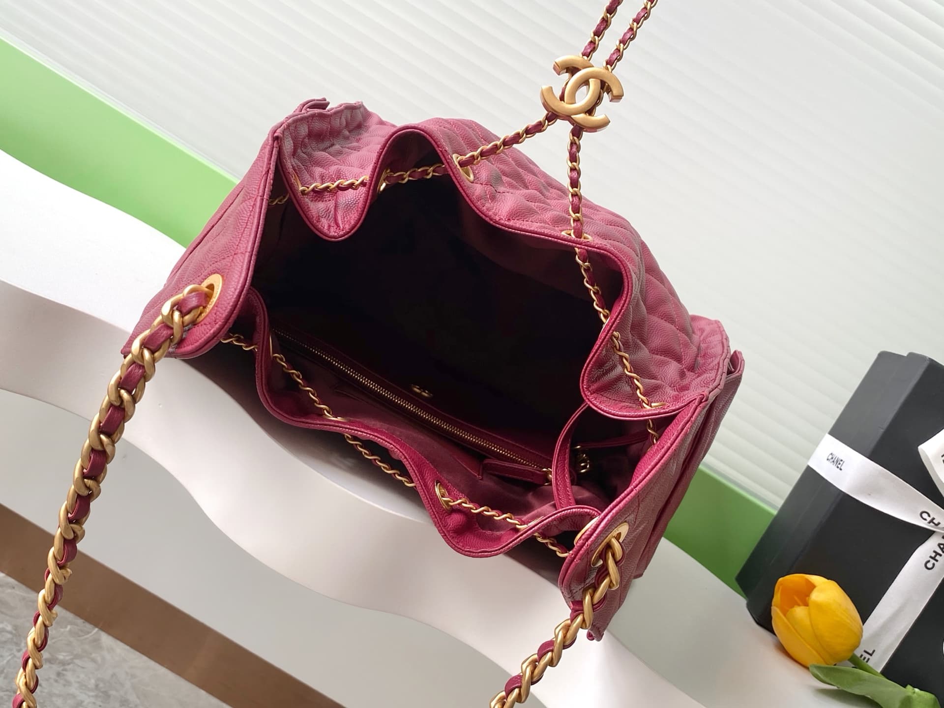 Chanel 25 Medium Hobo Medium handbag AS5311 Grained Calfskin & Gold-tone Metal Burgundy A