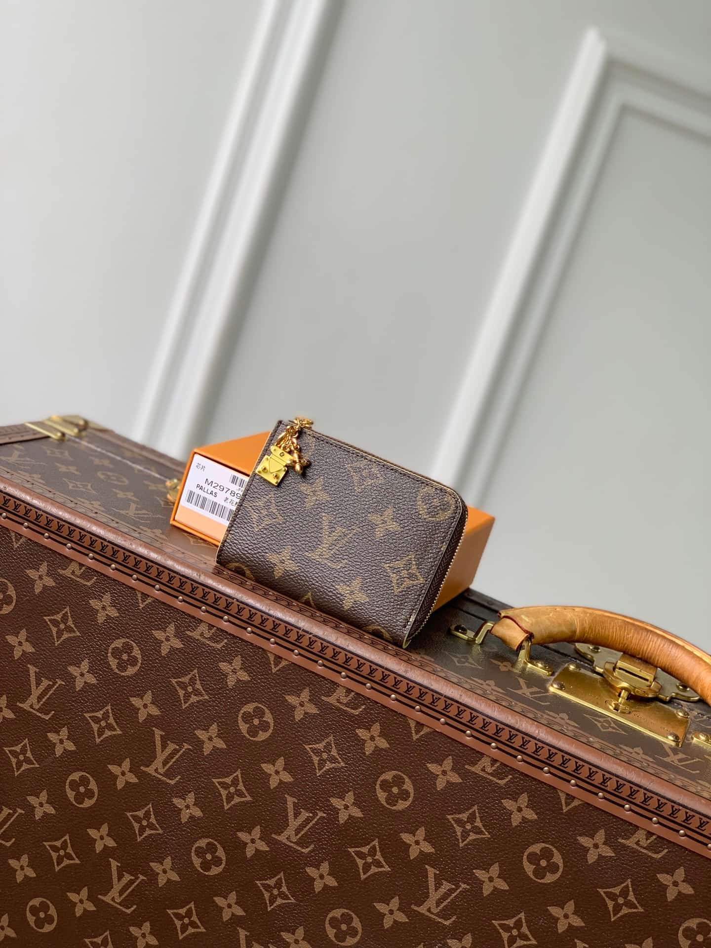 Louis Vuitton Portefeuille Noé Compact Monogram/Sunflower Yellow Coated canvas M29789 High