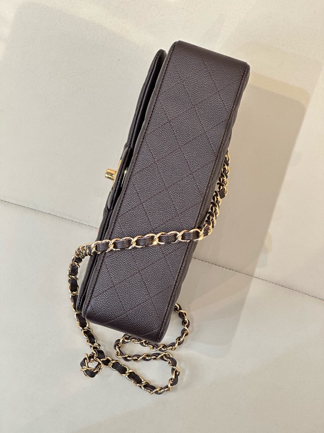 Chanel Medium CLASSIC HANDBAG Grained  Calfskin & Gold-Tone Metal Coffee TOP