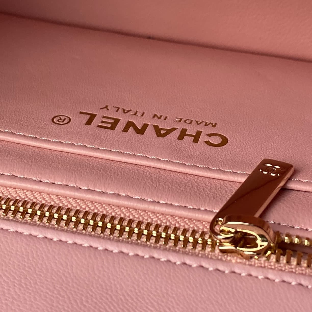 Chanel Mini Classic Flap Bag Lambskin & Gold-Tone Metal AS5758 Pink High