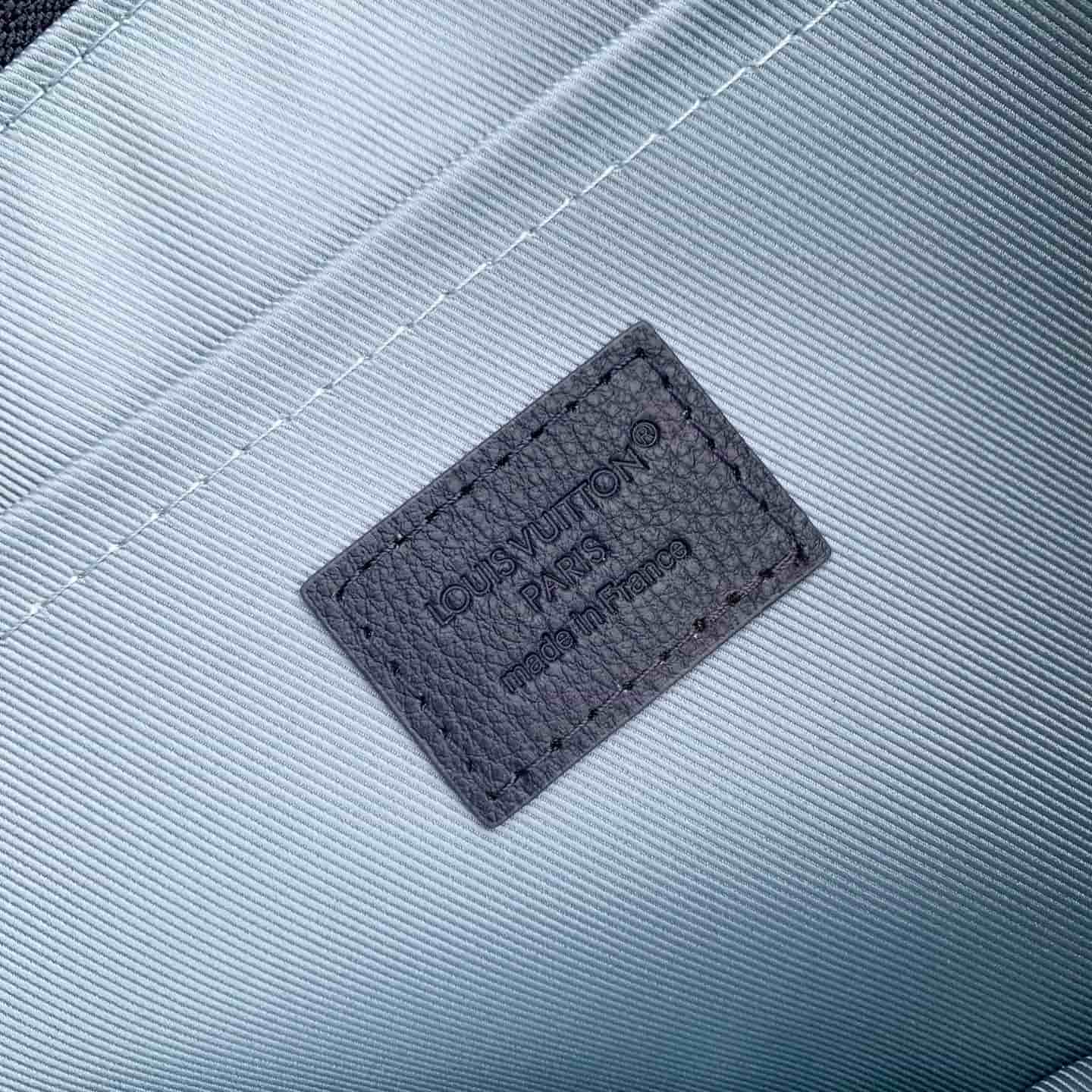Louis Vuitton Pochette To-Go Navy Blue Monogram Shadow calfskin leather M28913 High