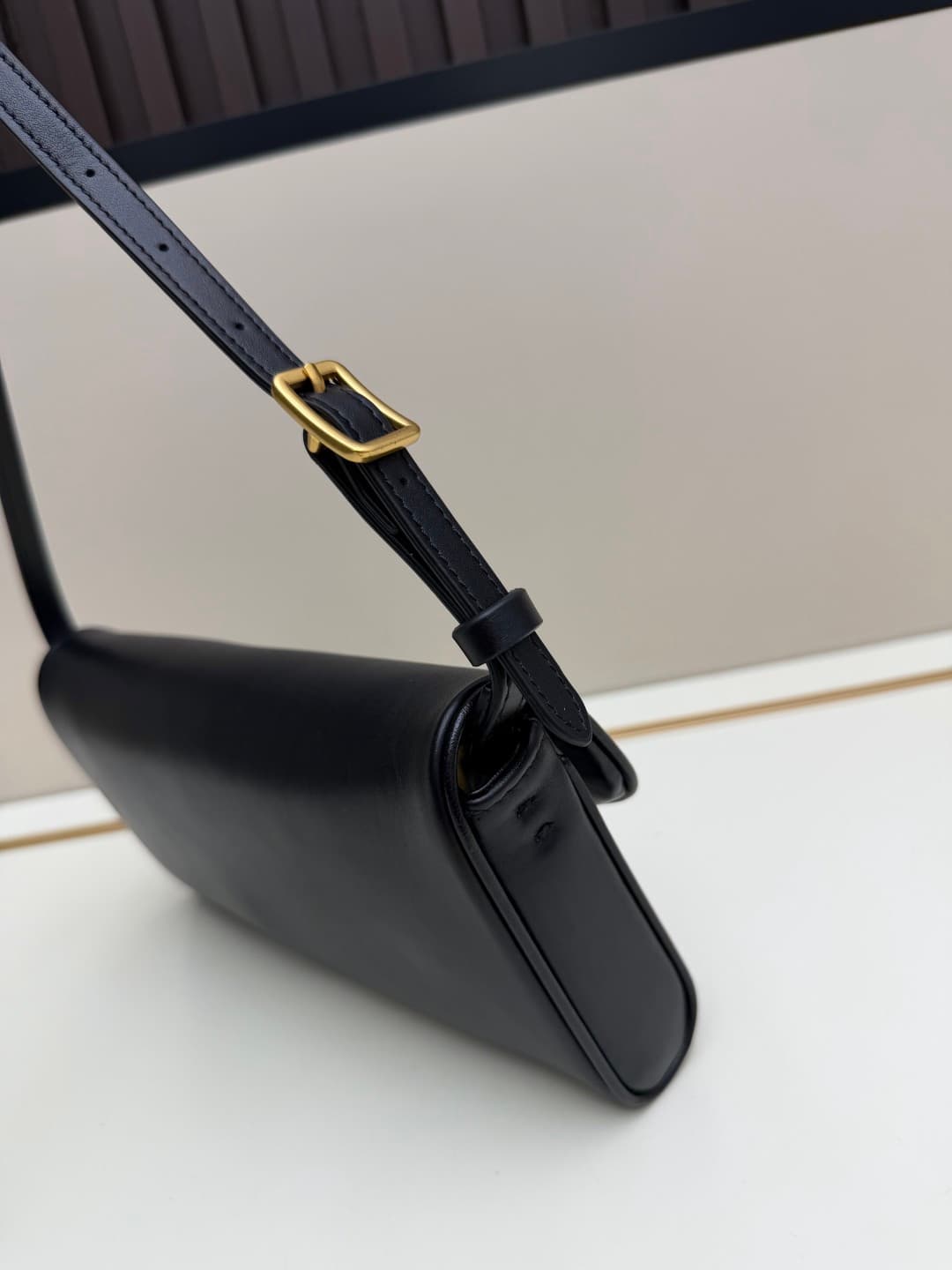 Valentino Garavani Devain Small Nappa Shoulder Bag Black High