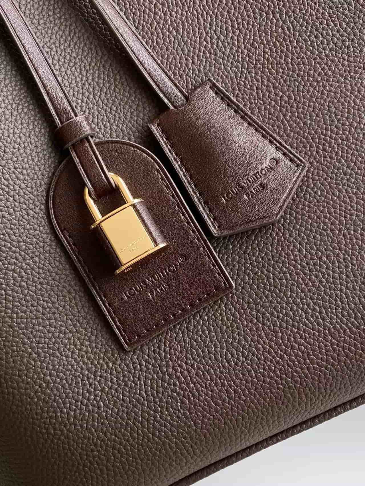 Louis Vuitton Capucines Souple Grain Taurillon Leather Chocolate Brown M26264 TOP