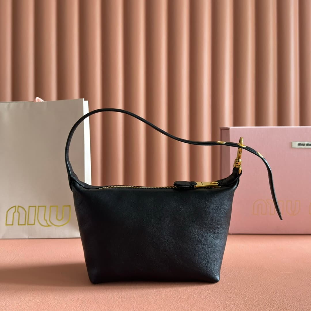 Miu Miu Nappa leather pouch 5NE841 Black High