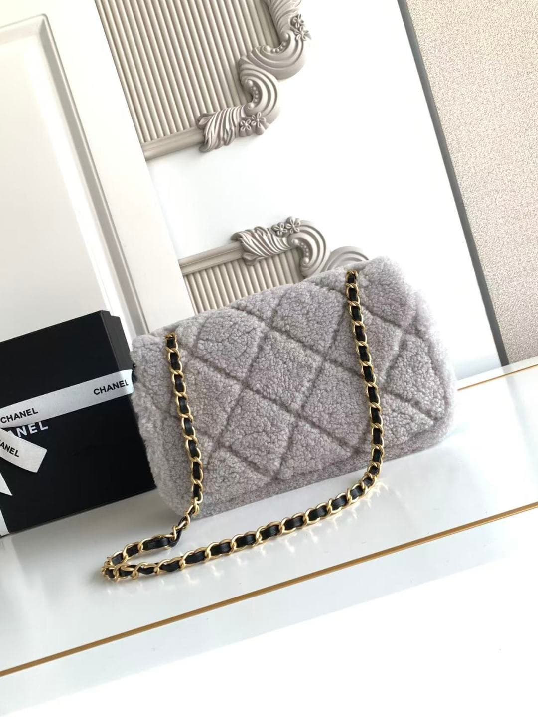 Chanel Small Shearling Flap Bag in Black lambskin with grey shearling & Gold-Tone Metal AS5149 A