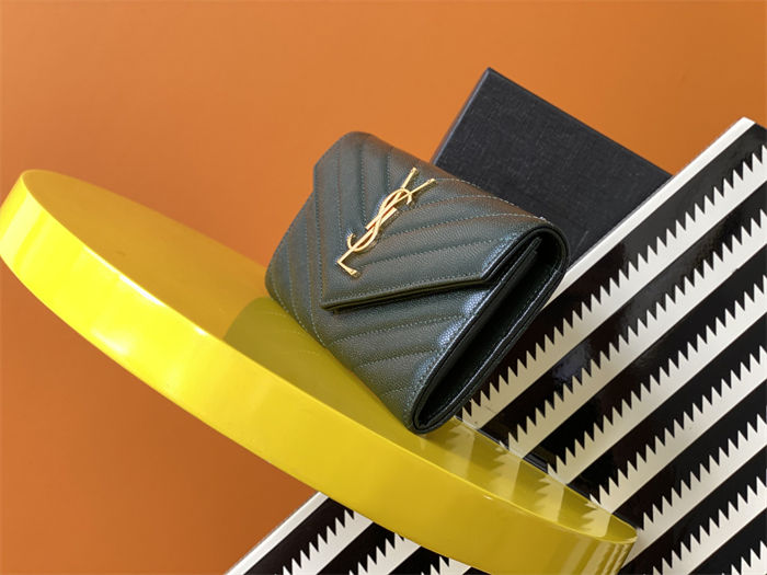 CASSANDRE MATELASSÉ LARGE FLAP WALLET IN GRAIN DE POUDRE LEATHER Grey High