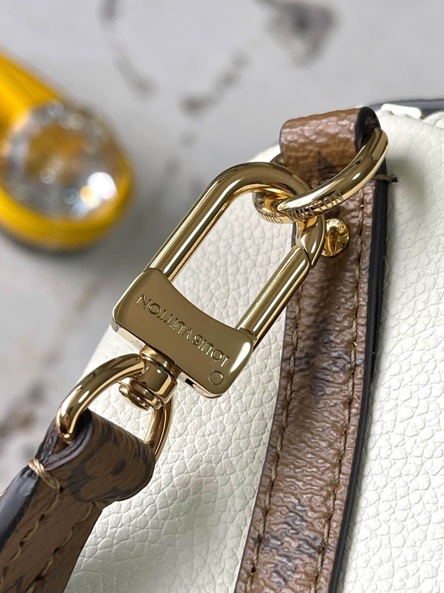 Louis Vuitton Express PM Vanilla/Monogram reverse Calfskin leather M29392 TOP