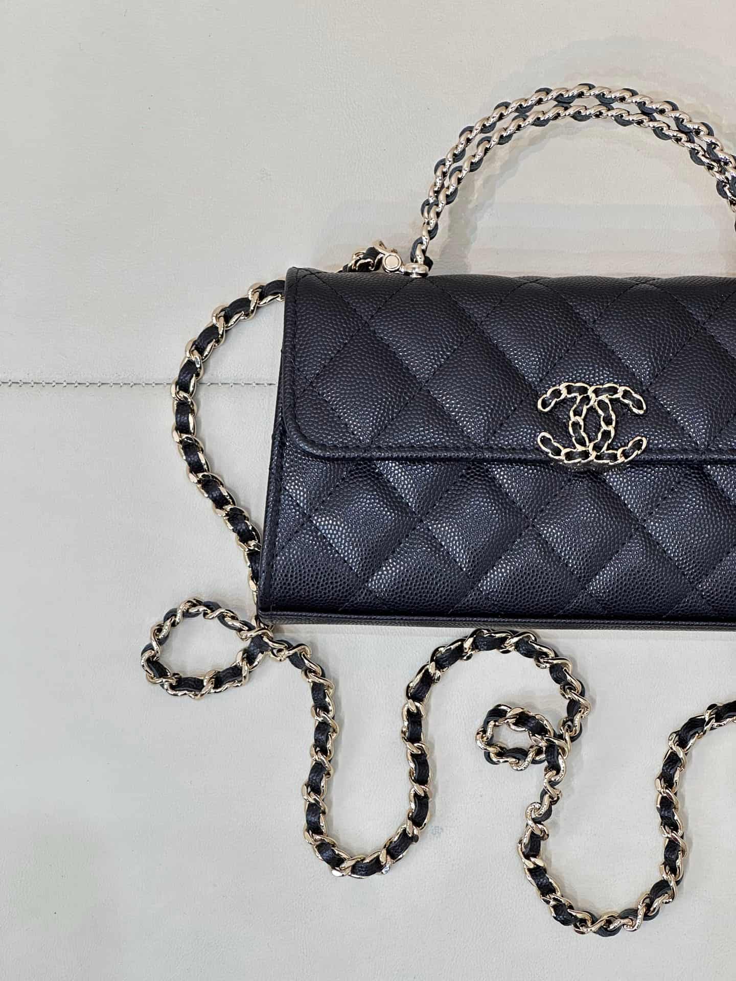 Chanel Clutch with chain Grained Calfskin&Gold-Tone Metal Black AP3238 TOP
