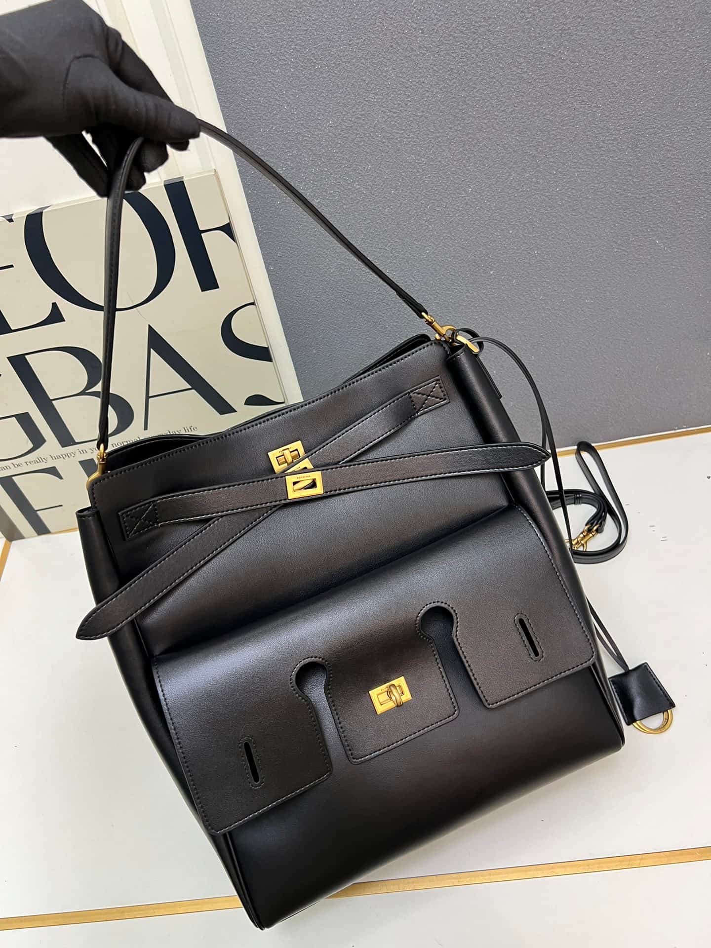 Balenciaga Bel Air Carry All Bag in balck  leather 1W8806 High