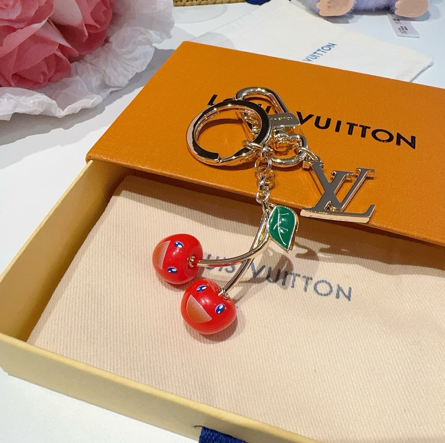LV x Murakami Cerise Bag Charm M02476
