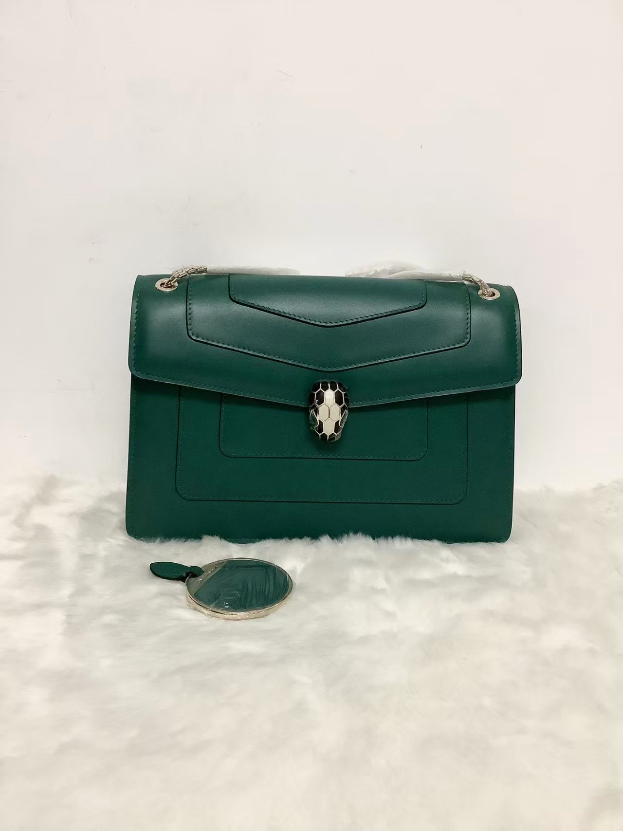 SERPENTI FOREVER MEDIUM SHOULDER BAG 27 High