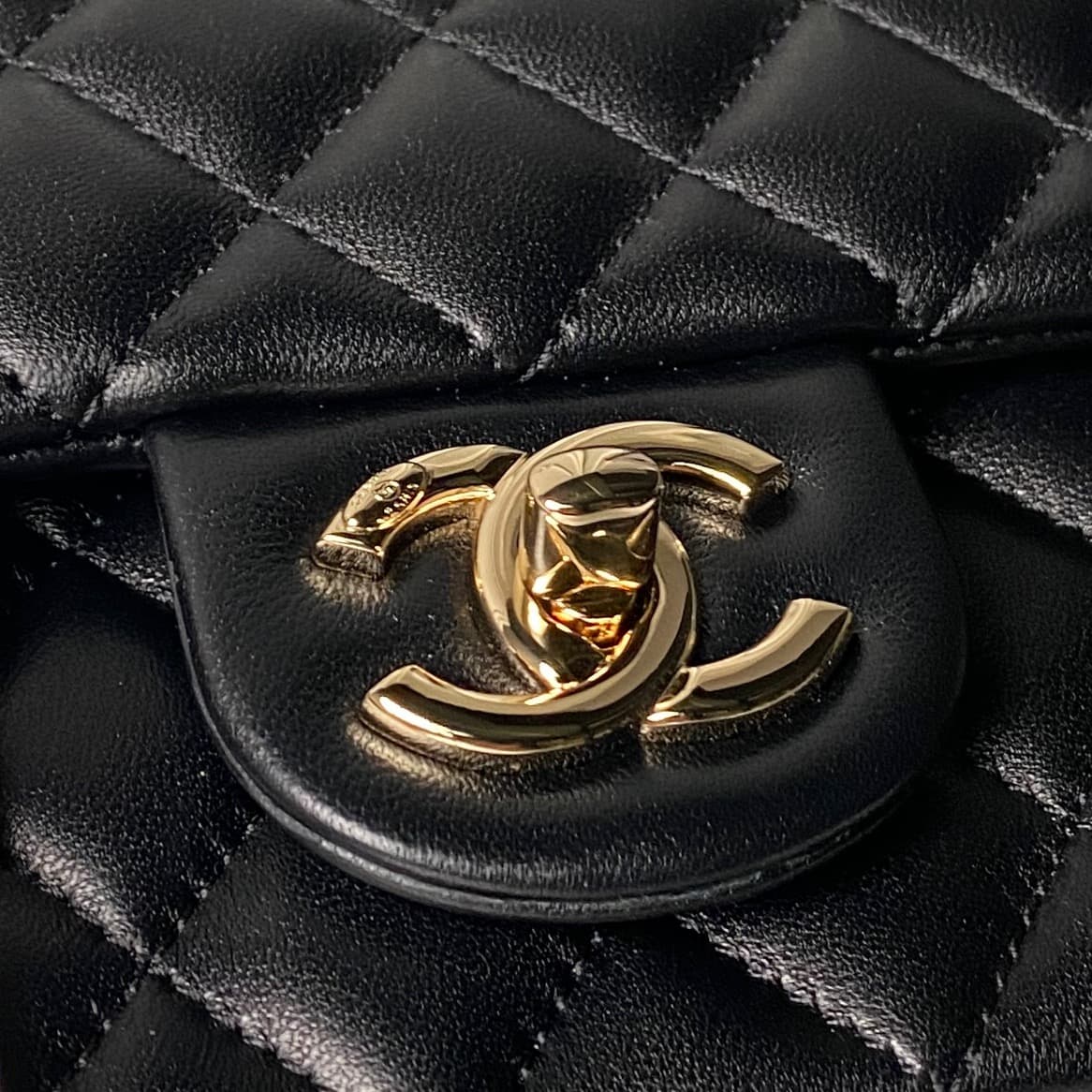 Chanel Classic Flap Bag Lambskin & Gold-Tone Metal AS5756 Black High
