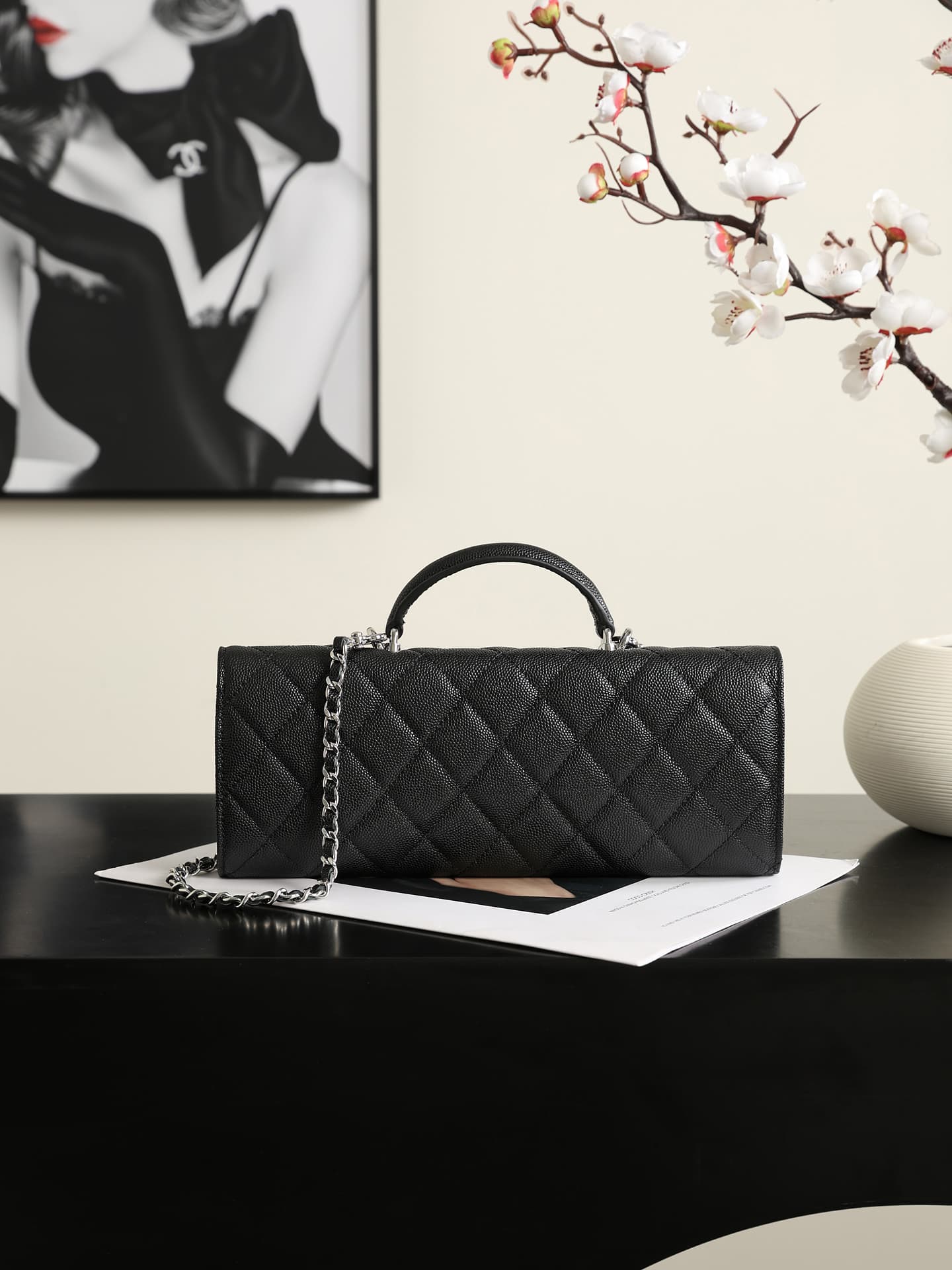 Chanel Clutch with chain Grained Calfskin & Silver-Tone Metal Black AP5280 A