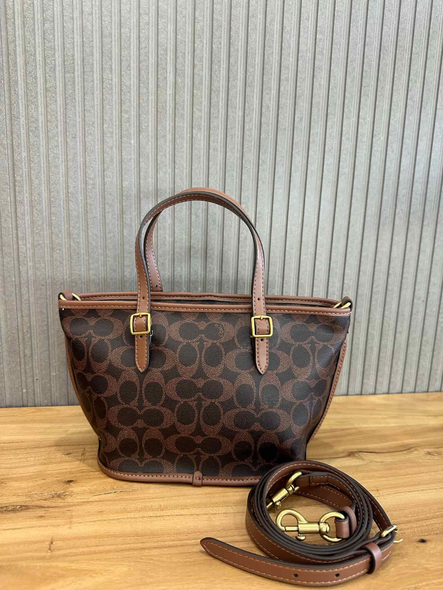 Coach Taxi Tote Bag 21 in Signature Canvas High