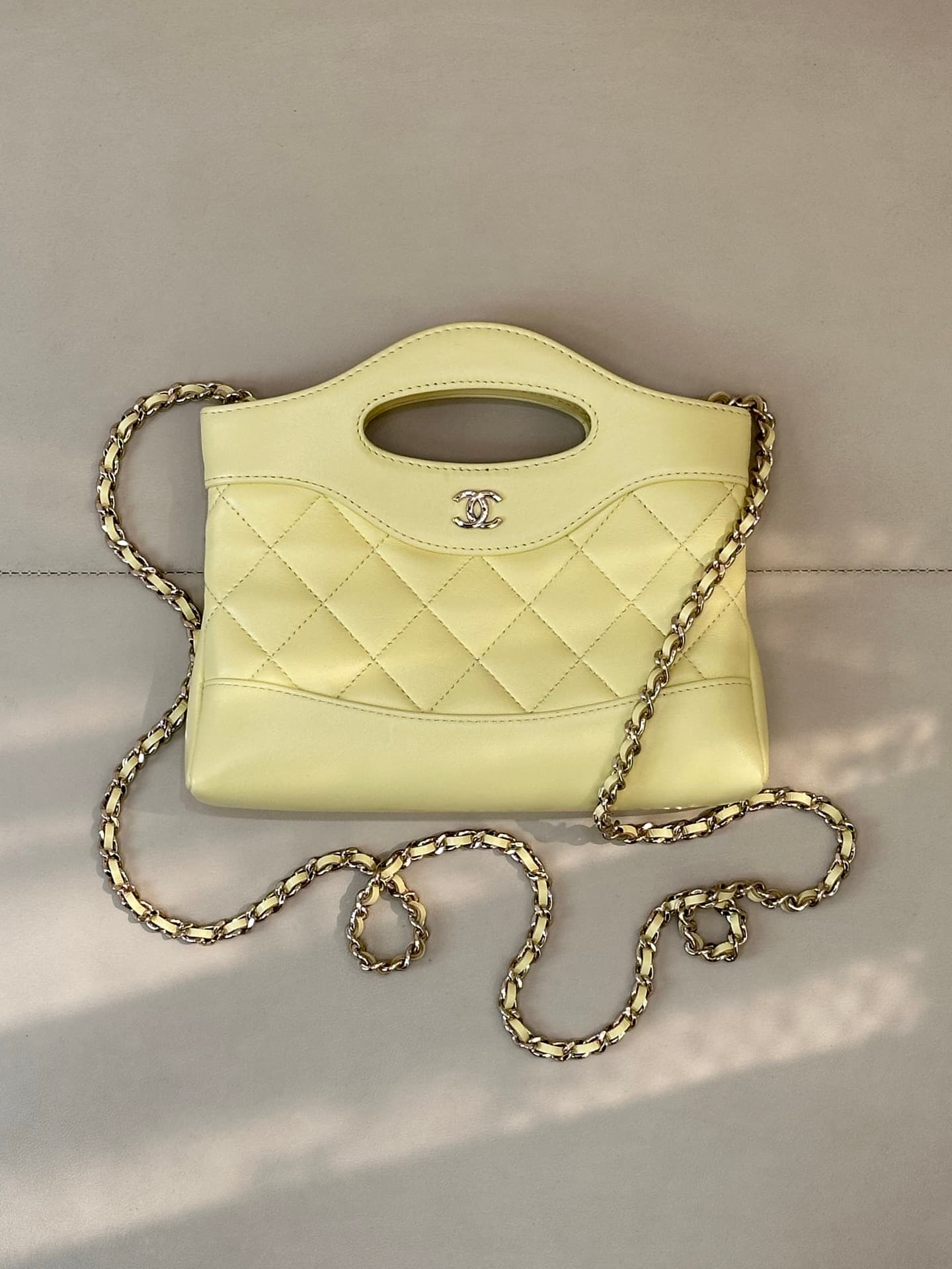Chanel Clutch with chain Lambskin & Gold-Tone Metal AP3656 Light Yellow TOP