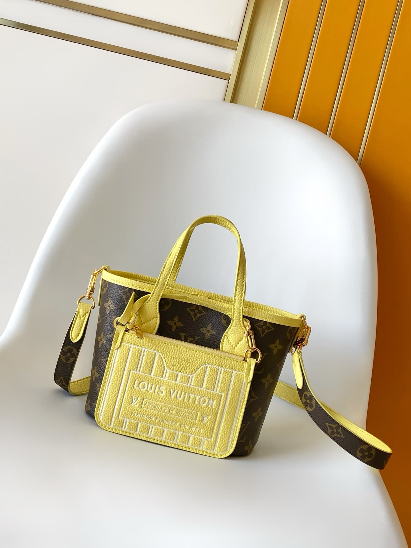 Louis Vuitton Neverfull Inside Out BB Banane Coated canvas M29228 High