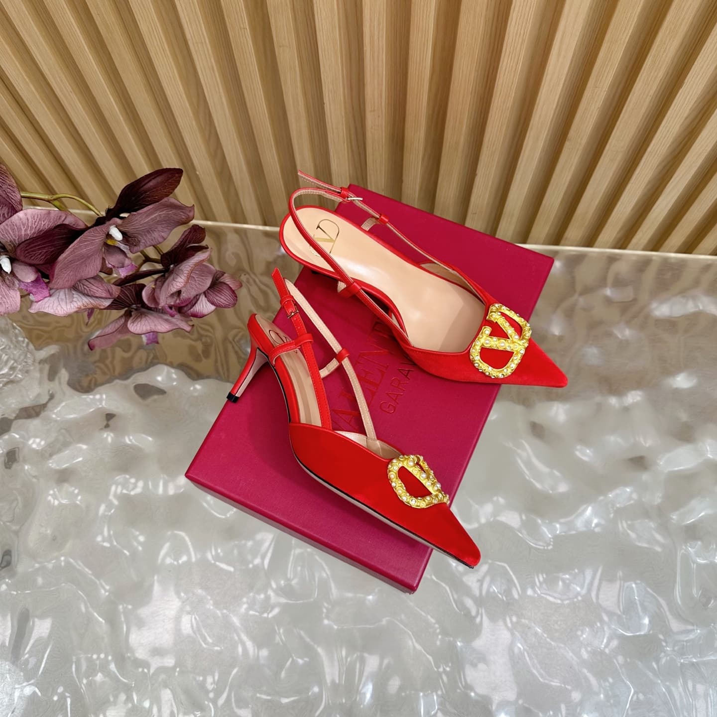 Valentino Vlogo Signature Slingback Pump Shoes 6.5 cm