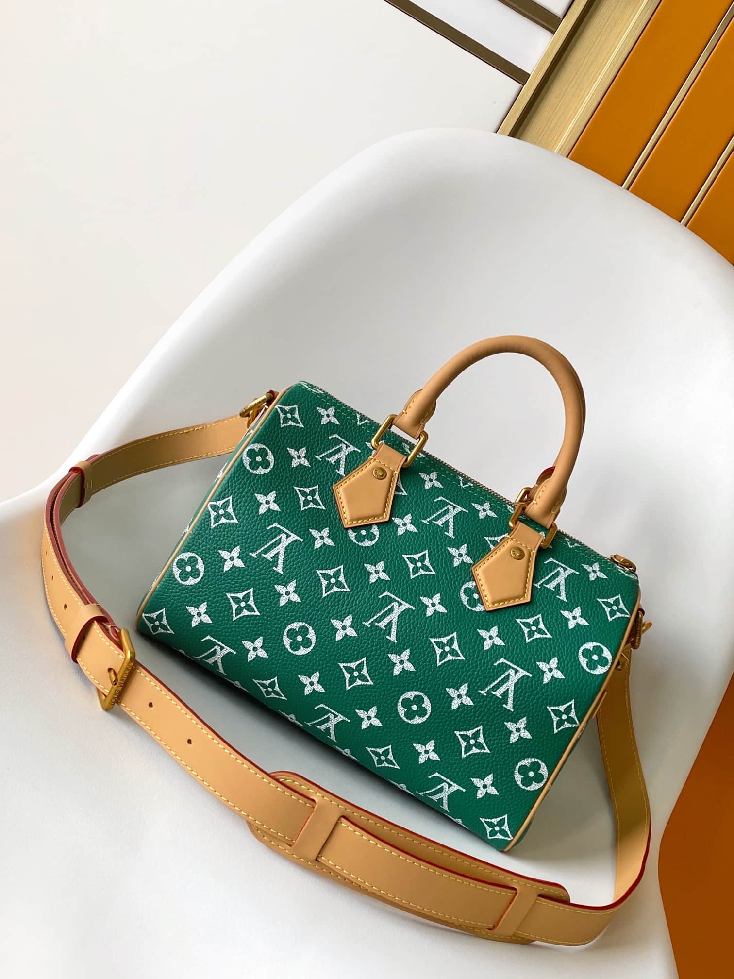 Louis Vuitton Speedy P9 Bandoulière 25 Green Soft calfskin M24423 High