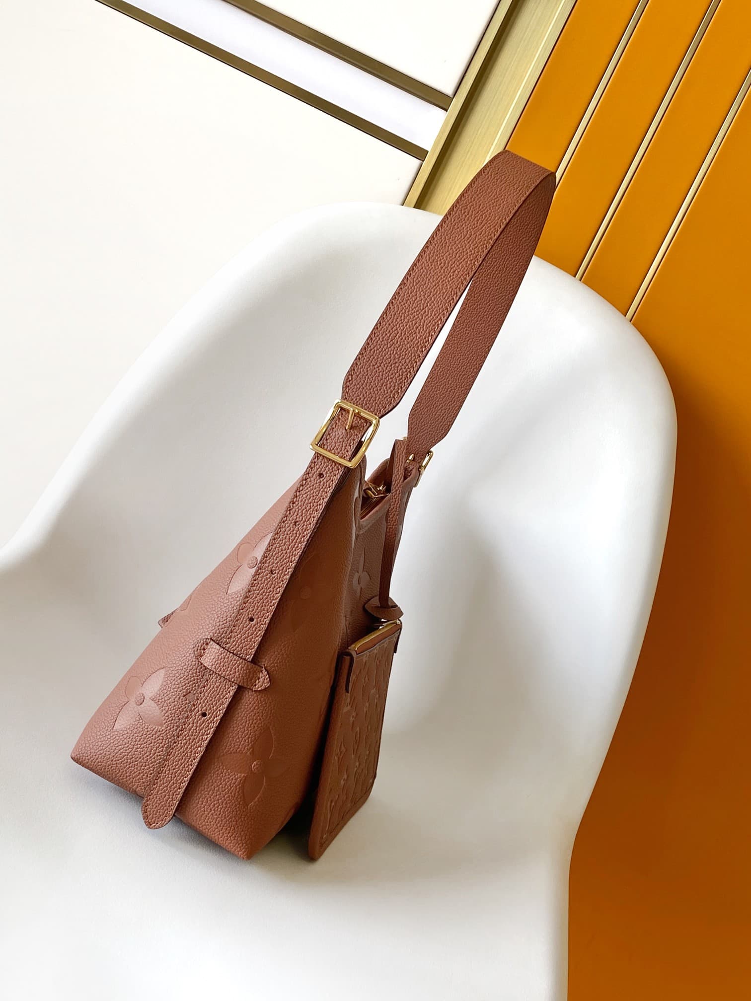 Louis Vuitton CarryAll PM Cognac Brown Embossed grained cowhide leather M11790 High