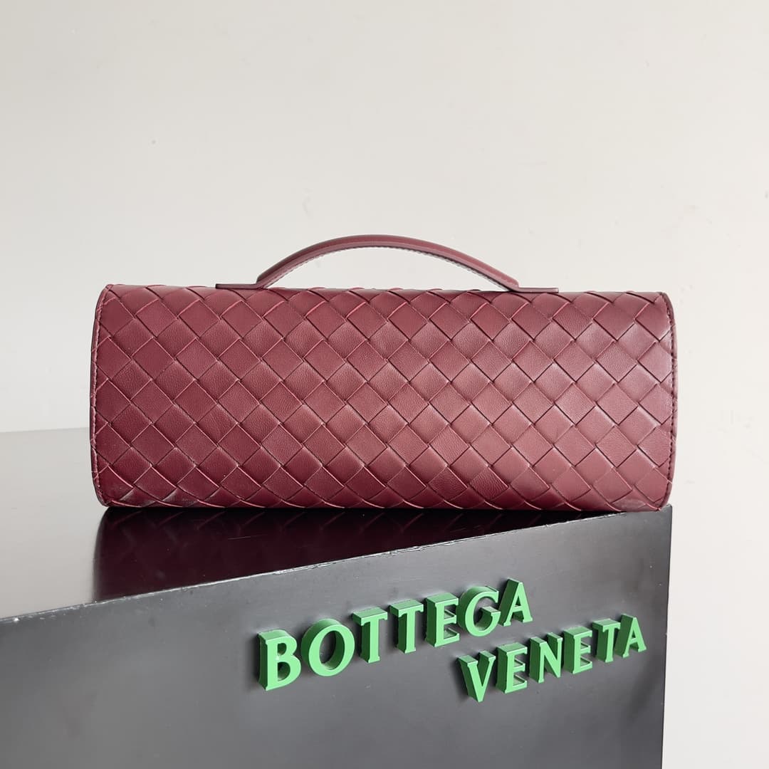 BV Long Clutch Andiamo With Handle Lambskin TOP