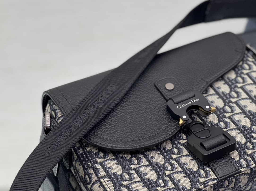 Small Saddle Messenger Bag with Flap Grained Calfskin and Oblique Blue High