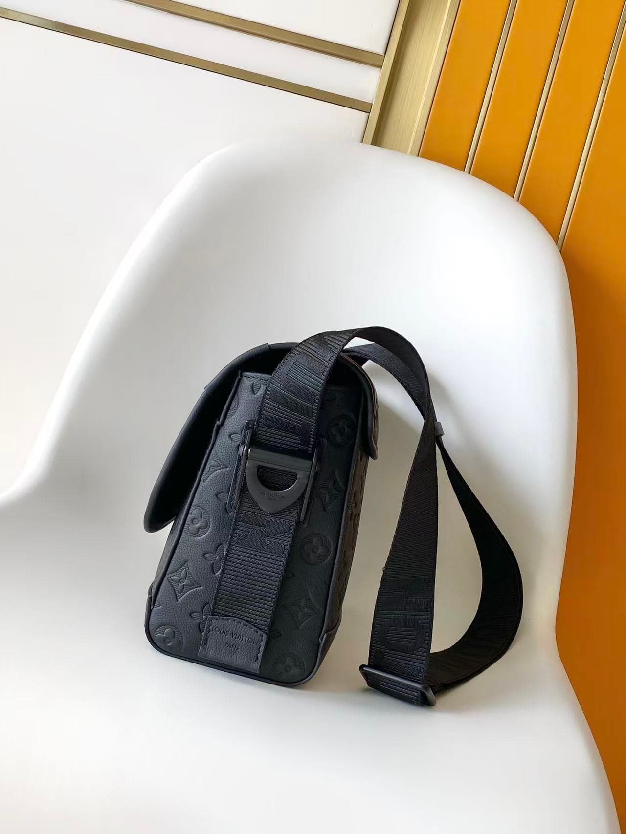 Louis Vuitton Courrier Messenger Black Monogram Shadow calfskin leather M28781 High