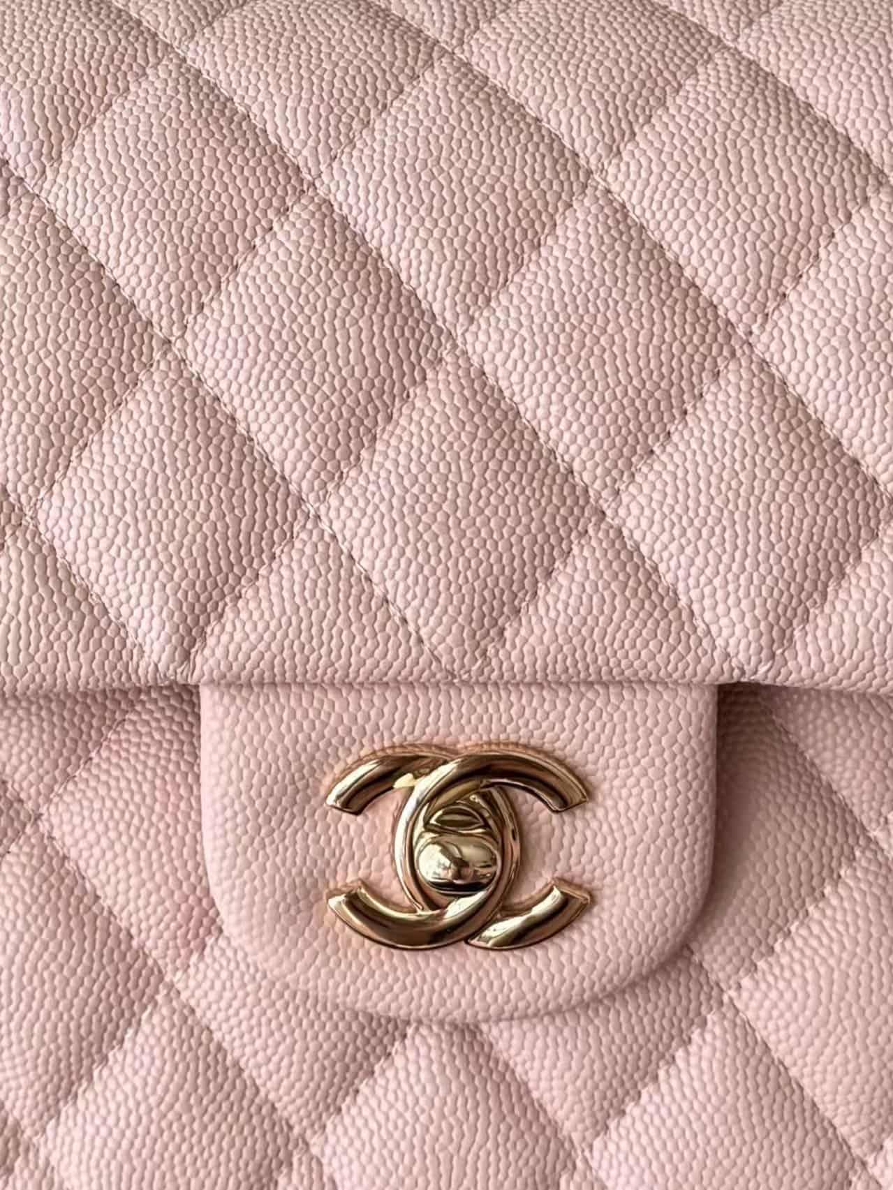 Chanel Small CLASSIC HANDBAG Grained Calfskin Gold-Tone Metal Pink 1117 TOP
